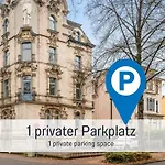 Neu! Einzigartige Stadtvilla, Super Lage, Parkplatz Appartamento *