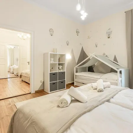 Apartment Neu! Einzigartige Stadtvilla, Super Lage, Parkplatz Coburg