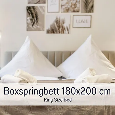 Einzigartige Stadtvilla, Super Lage, Parkplatz * Cobourg